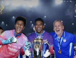 Teja Paku Alam Pecahkan Rekor Clean Sheet, Antar PERSIB Juara Super League 2025/26