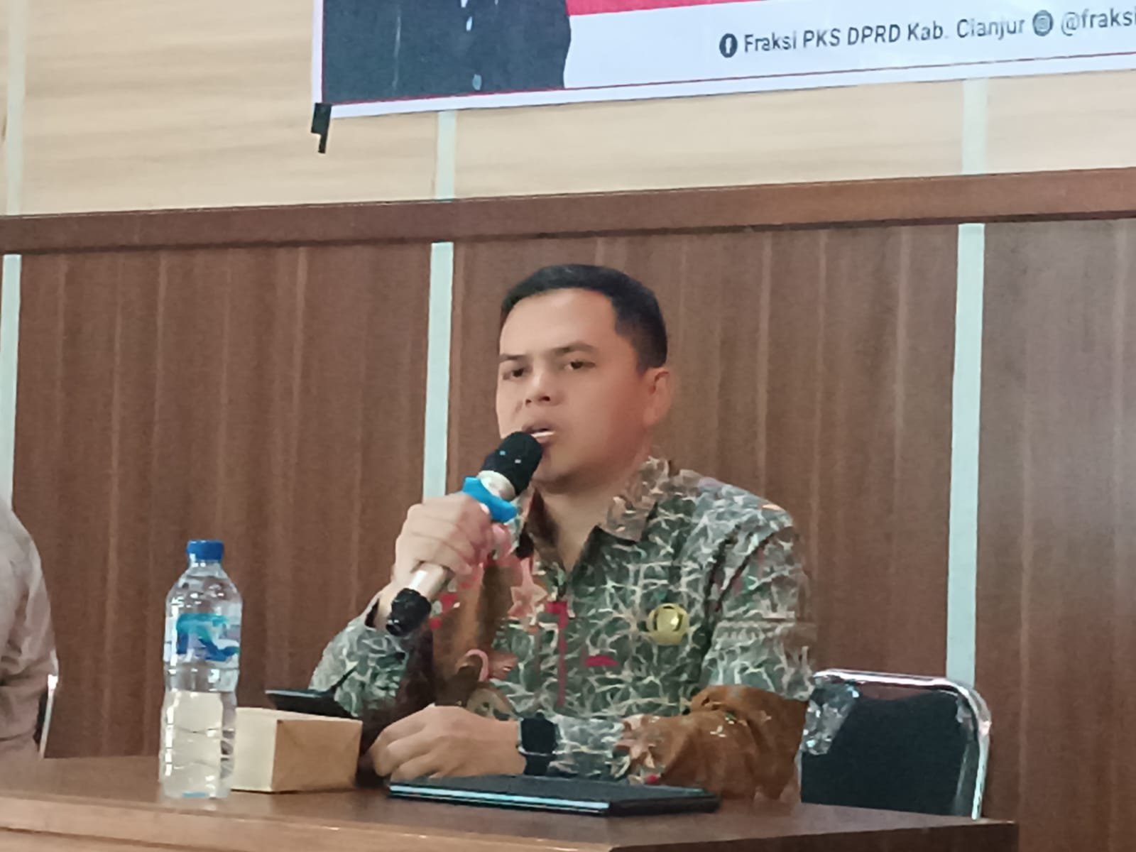 Anggota DPRD Kabupaten Cianjur Fraksi Partai Keadilan Sejahtera (PKS), Asep Guntara