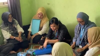 Tim Kemendukbangga BKKBN Jabar Monitoring dan Evaluasi Alat-Obat Kontrasepsi