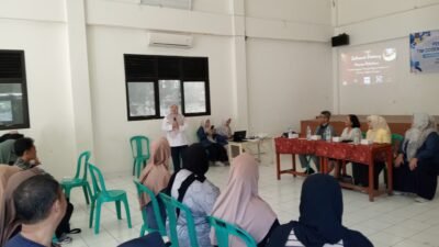 Bersama UNY, Puluhan Purna PMI Digembleng Buat Kue