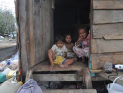 Syarat Masyarakat yang Berhak Mendapatkan Bantuan Sosial dari Pemerintah