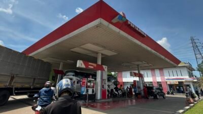 Harga BBM Hari Ini 7 Juni 2026 di Seluruh SPBU Indonesia, Pertamax Rp12.300 dan Pertalite Rp10.000 per Liter