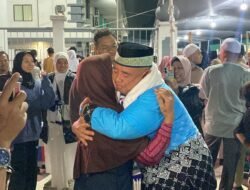 Pemulangan Jemaah Haji Debarkasi Jakarta Dimulai, Kloter JKG-01 Tiba Lebih Cepat di Tanah Air