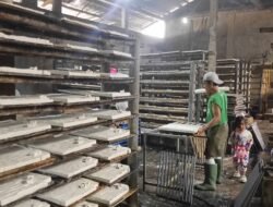 Harga Kedelai Melonjak, Industri Tahu di Cianjur Tertekan