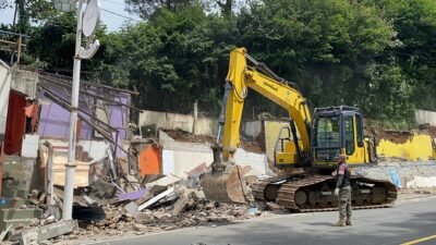 Ratusan Kios dan Bangunan di Kawasan Puncak Cianjur Kembali Ditertibkan