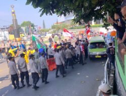 Aksi Unjuk Rasa Mahasiswa di Bundaran Tugu Lampu Gentur Cianjur, Soroti MBG hingga KDMP