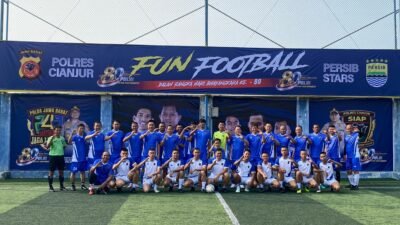 Persib Stars Unggul 9-7 dalam Fun Football Bersama Polres Cianjur