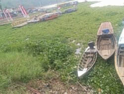 Waduk Jangari Terkepung Eceng Gondok dan Tumpukan Sampah