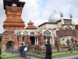 Rekomendasi Wisata Religi dan Ziarah di Jawa Tengah untuk Libur Sekolah 2026