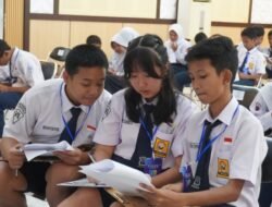 10 Ide Hadiah Kelulusan Anak Sekolah yang Bermanfaat dan Berkesan