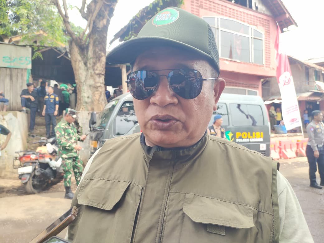 Kepala DLH Kabupaten Cianjur, Komarudin