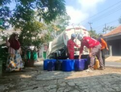 Permintaan Air Bersih Meningkat, PMI Siagakan Truk Tangki dan Relawan