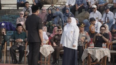 Peringati Hari Anak Nasional 2026, Pejabat Pemkab Cianjur Kenakan Seragam Sekolah