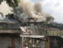 Diduga Dipicu ODGJ Bakar Sampah, Villa Kosong di Cipanas Terbakar