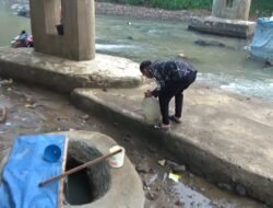 Musim Kemarau di Cianjur, Warga Terpaksa Beli Air Galon dan Manfaatkan Air Sungai