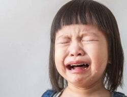 Penyebab Anak Menangis Saat Berangkat ke Sekolah, Orang Tua Perlu Memahaminya