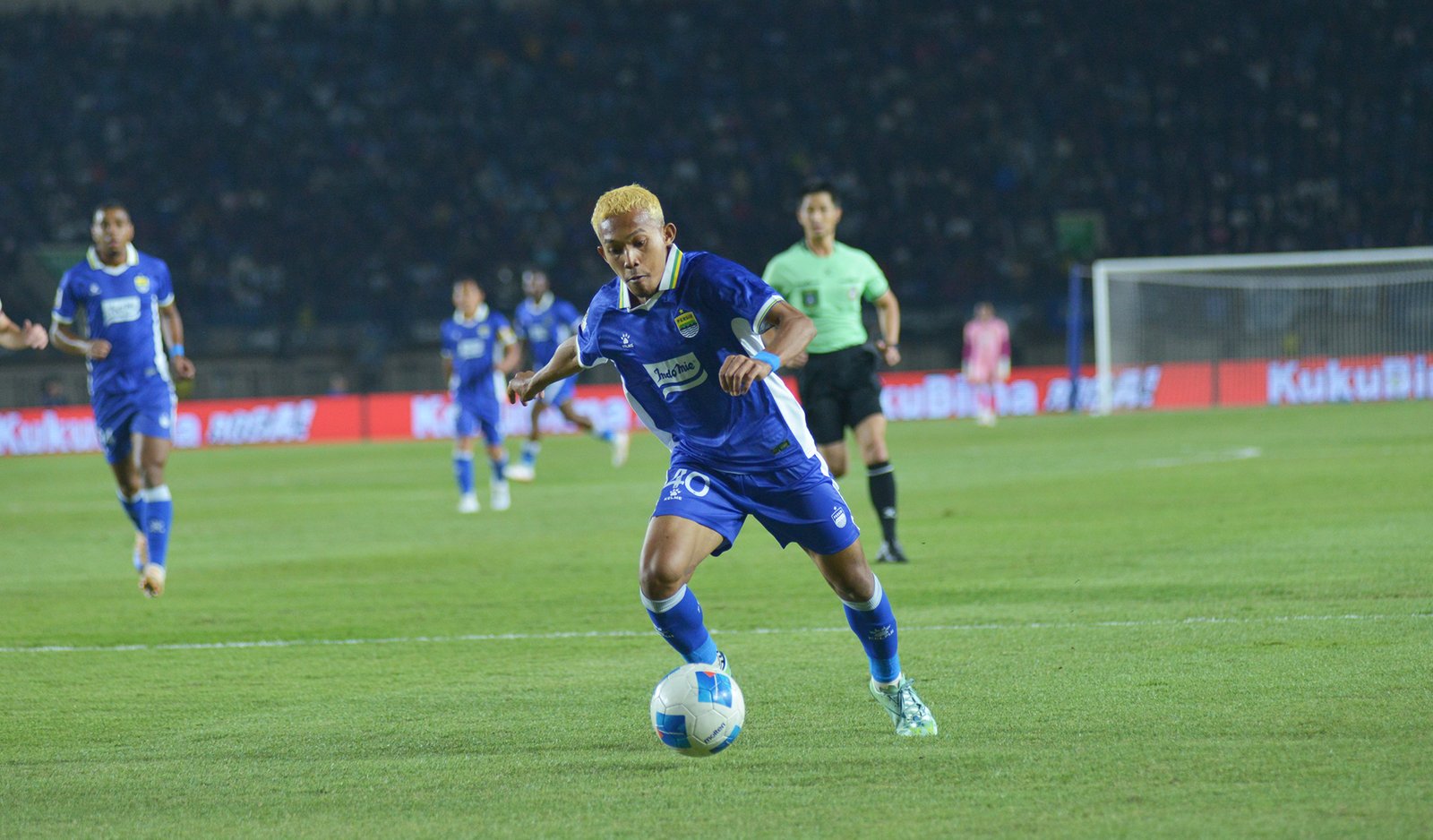 PERSIB, Pop Mie, dan Maxicorn Gelar Nobar Biru, Bobotoh Diajak Dukung Maung Bandung Bersama