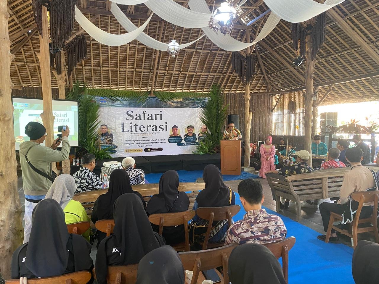 kegiatan Safari Literasi di Taman Sagati, Kabupaten Pangandaran, Jumat 10 Juli 2026.