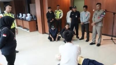 Pelatihan Bantuan Hidup (BHD) dan Emergency Code yang diikuti oleh seluruh pegawai secara bertahap.
