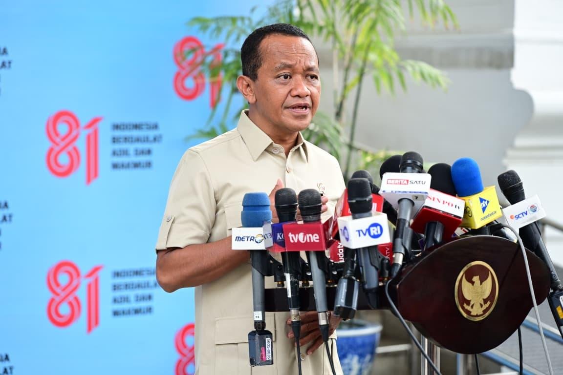 Prabowo Subianto, Bahlil Lahadalia, Menteri ESDM, energi nasional, listrik desa, PLTS 100 GW, pembangkit listrik tenaga surya, harga BBM subsidi, LPG subsidi, stok BBM, ketahanan energi, energi terbarukan, PNBP pertambangan, pertambangan mineral, Presiden Prabowo, Istana Merdeka, berita nasional, kebijakan energi, pembangunan infrastruktur, sektor ESDM