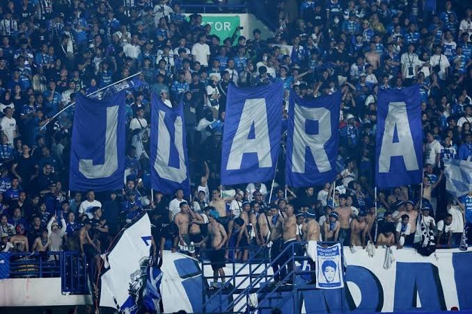 Persib Kenalkan Mariano Peralta Lewat Balutan Budaya Sunda di Saung Angklung Udjo
