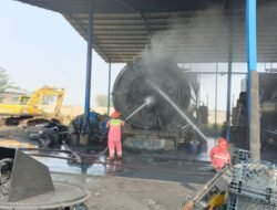 Pabrik Pengolahan Ban Bekas di Sukaluyu Terbakar