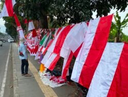 Jelang HUT Ke-81 RI, Penjualan Bendera Merah Putih Masih Lesu