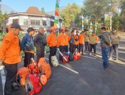 BPBD Cianjur Turunkan Tim Padamkan Kebakaran Gunung Gede