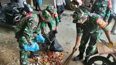 Koramil Cipanas Gelar Kerja Bakti, Ajak Warga Jaga Kebersihan Lingkungan