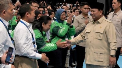 MotorListrik, MoLiNas, MotorListrikNasional, PrabowoSubianto, KendaraanListrik, KendaraanListrikNasional, ALVA, Cikarang, KabupatenBekasi, JawaBarat, EkosistemKendaraanListrik, OjekOnline, Ojol, Kurir, PosIndonesia, MotorEV, ElektrifikasiTransportasi, EnergiBersih, RamahLingkungan, KendaraanRamahLingkungan, EfisiensiBiaya, EfisiensiOperasional, IndustriOtomotif, TransportasiIndonesia, EkonomiDigital, TeknologiIndonesia, MotorListrikIndonesia