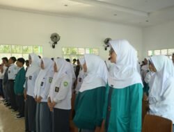 SMK Assuyuthiyyah Gandeng BNN Cianjur Sosialisasikan P4GN dan Tes Urine