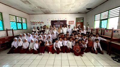 Menyulut Api Cita-Cita: Mahasiswa KKN 254 UIN Bandung Bawa Siswa SDN Bunikasih 1 Cianjur Berlayar Menemukan Bakat Terpendam