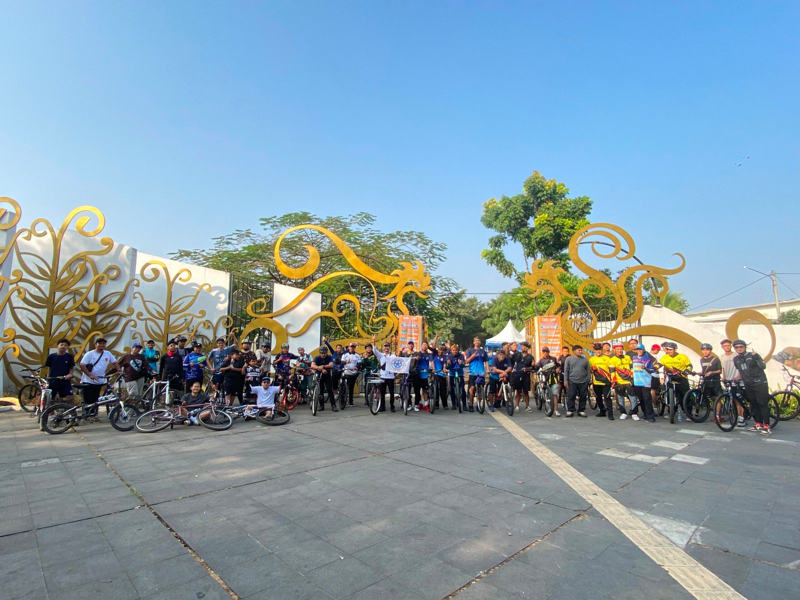 Commuter Bike Cianjur Gelar Gerak Bareng, Gowes Sekaligus Peduli Lingkungan