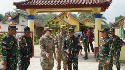 TNI AD Bersama US Army Renovasi SDN 04 Peracak, Wujud Nyata Kerja Sama dan Kepedulian Terhadap Dunia Pendidikan