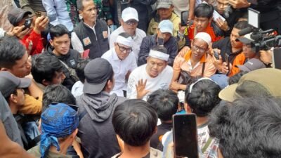 KDM Apresiasi 486 Relawan Pemadam Karhutla Gunung Gede