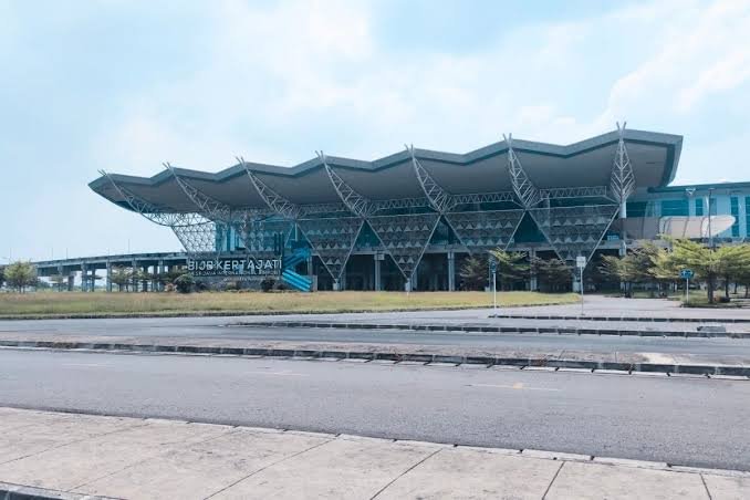 Bandara Kertajati Siap Jadi Alternatif Penerbangan Imbas Erupsi Gunung Anak Krakatau