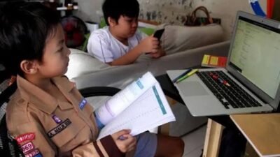5 Tips Mengajari Anak Saat PJJ agar Tetap Fokus dan Tidak Mudah Bosan
