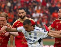 Persija Kalahkan Persib 2-1 di GBK, Jakmania Kembali Setelah 7 Tahun
