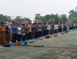 Ribuan Warga Cianjur Gelar Salat Istisqa