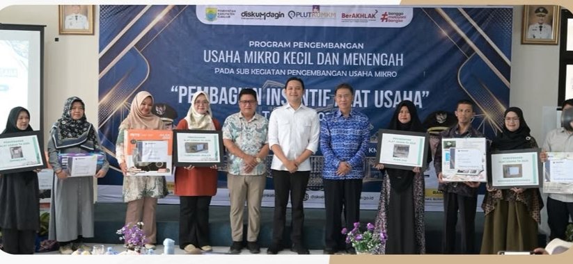 Dorong 400 Pelaku UMKM Naik Kelas, Bupati Cianjur Serahkan Bantuan Insentif Alat Usaha 2026