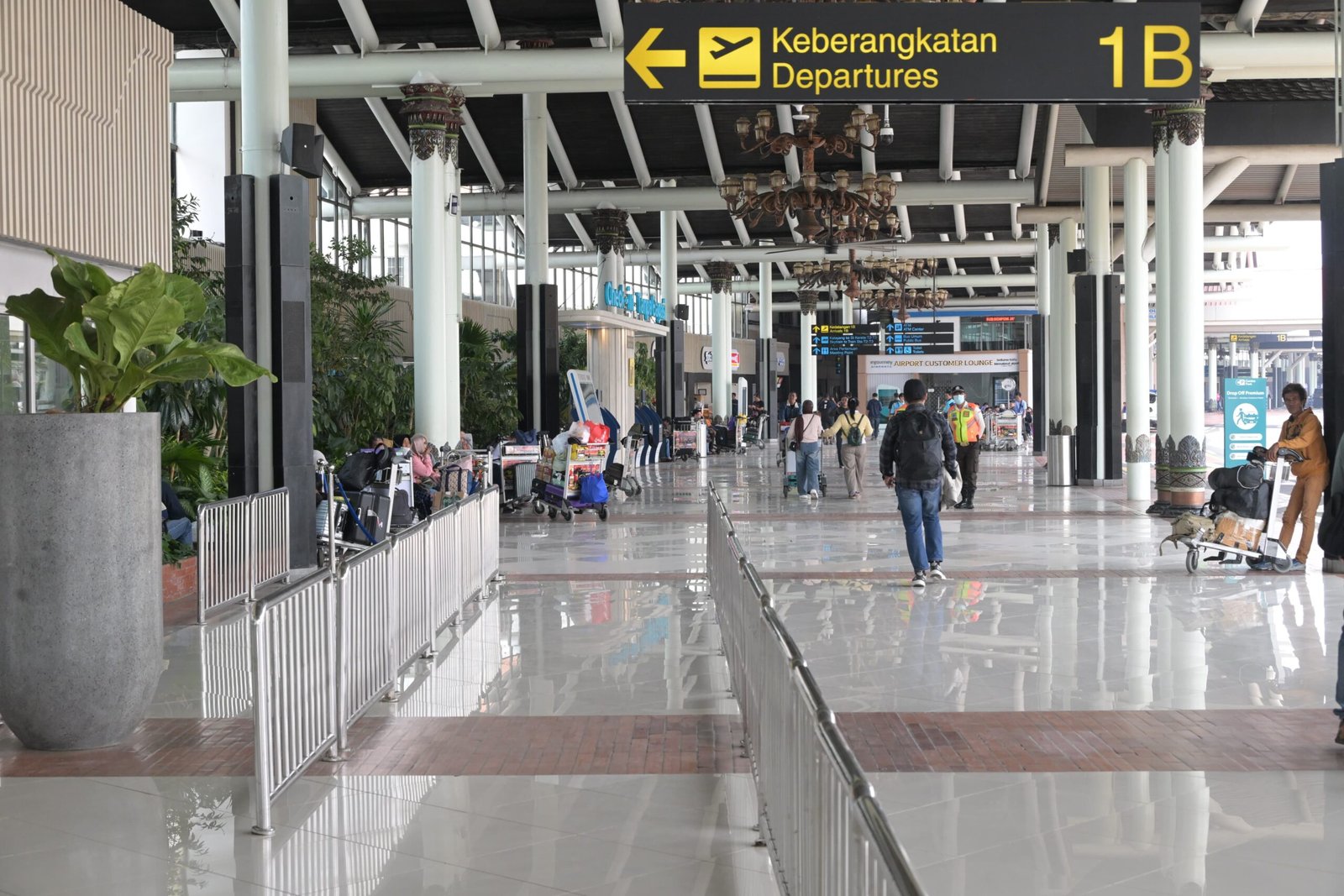 7 Bandara Terdampak Abu Anak Krakatau Ditutup hingga Senin 23.59 WIB