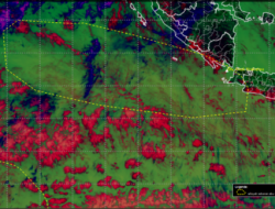 Abu Vulkanik Anak Krakatau Meluas, BMKG Imbau Masyarakat Tetap Waspada