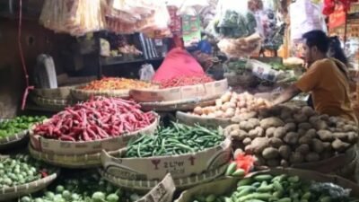 Imbas Musim Kemarau, Sawi dan Pakcoy Mulai Langka di Pasar Muka