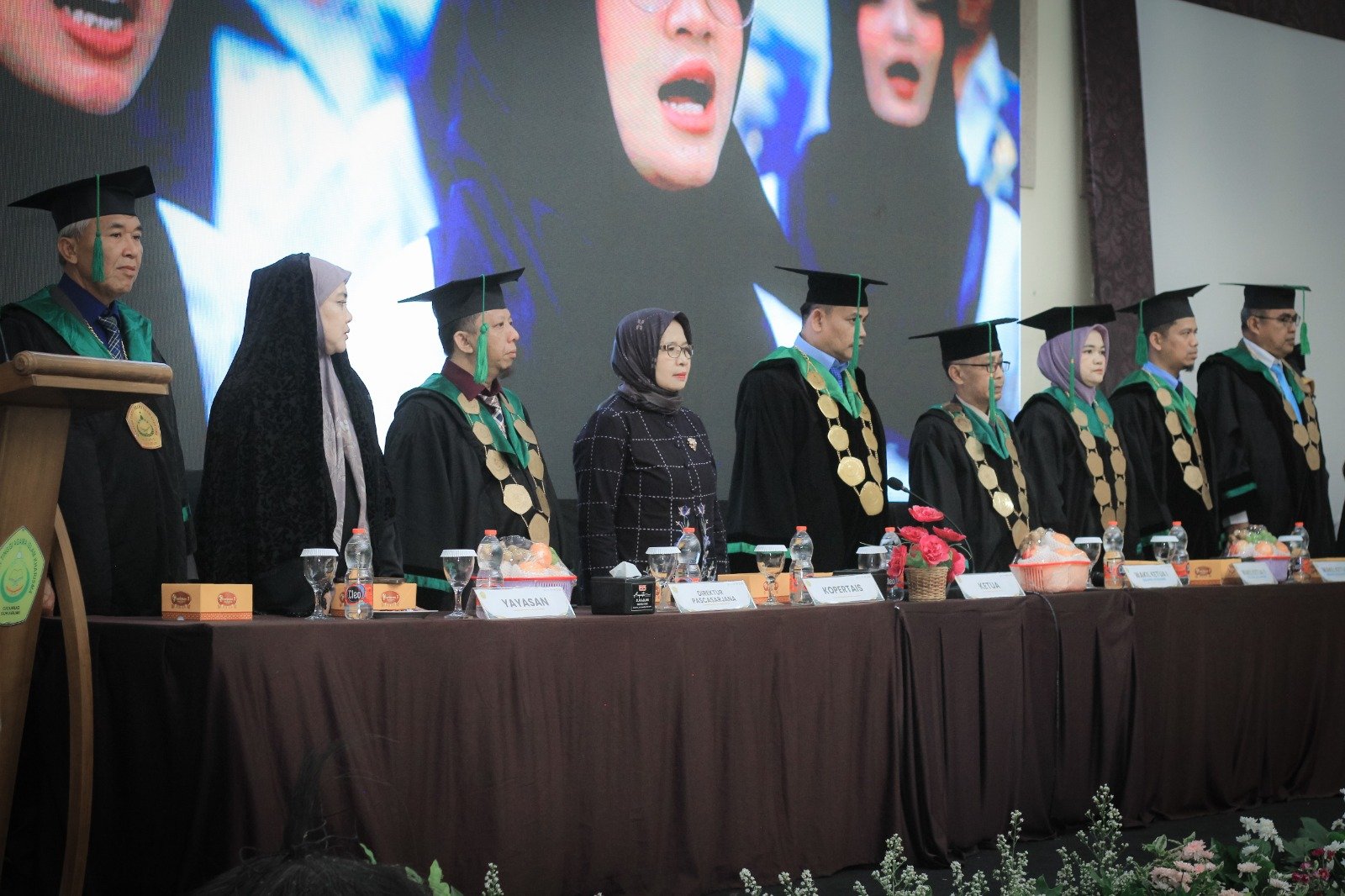 Wisuda ke-25 STAI Kharisma Sukabumi: Terobosan Serahkan Ijazah Langsung Saat Acara, 113 Wisudawan Terima Dokumen Lengkap