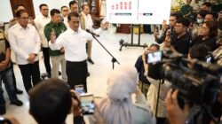 Buntut Penyelewengan Beras SPHP, Mentan Amran Copot Pejabat Bulog dan Bapanas