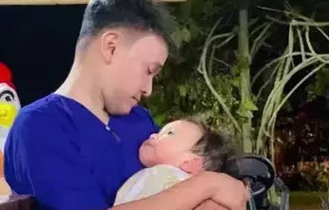 Ruben Onsu Adopsi Bayi Laki-Laki, Thayaka Putra Onsu Kini Jadi Anak Keempat
