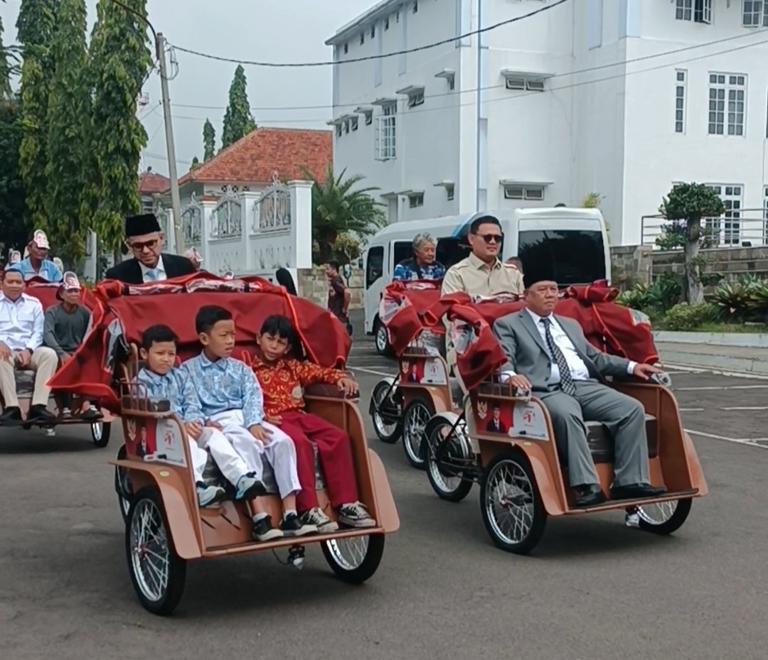 Ganjar Ramadhan Apresiasi Bantuan 120 Unit Becak Listrik dari Presiden di Cianjur