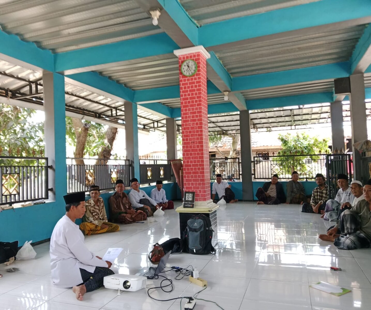 Dongkrak Partisipasi Pemilih, Sosialisasi Pilkades Digital 2026 di Cidaun Sasar Pemilih Pemula dan Ustaz