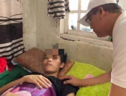 RK Dadan Surya Negara Jenguk Pemuda yang Tertimpa Musibah Saat Cari Nafkah