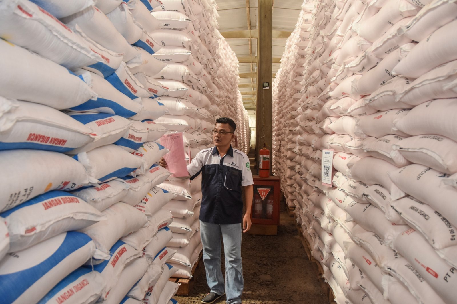 Pupuk Kujang Siagakan Stok Pupuk di Jawa Barat untuk Musim Tanam Okmar
